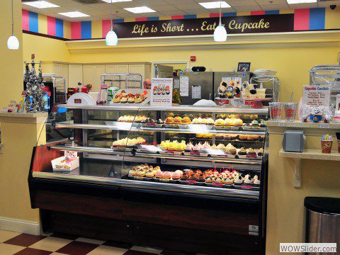 Cupcake Display at Foxboro